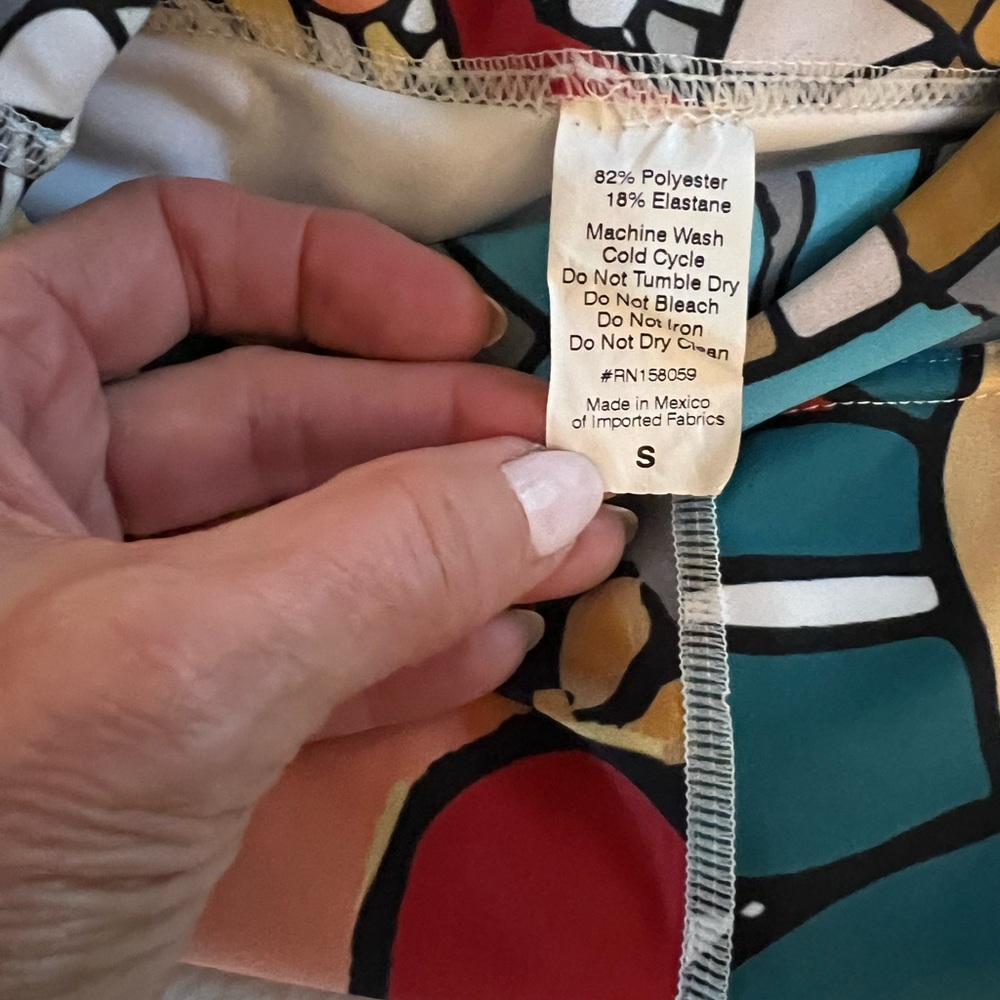 EUC Local artist made fun leggings size small - Picture 5 of 6